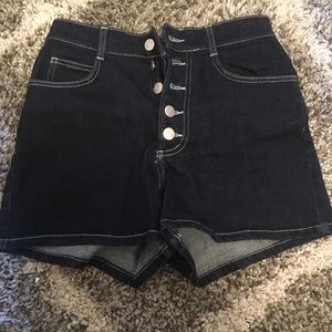 Urban Outfitters BDG Denim Shorts Size 28